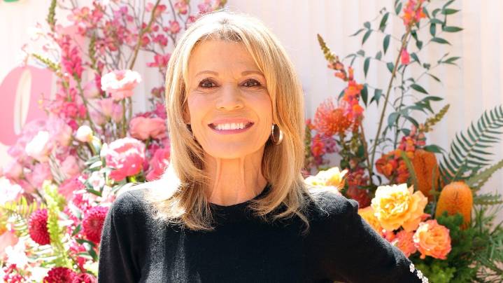 Vanna White Gatecrashes 'Wheel of Fortune' Fans' Wedding & Walks Bride Down the Aisle
