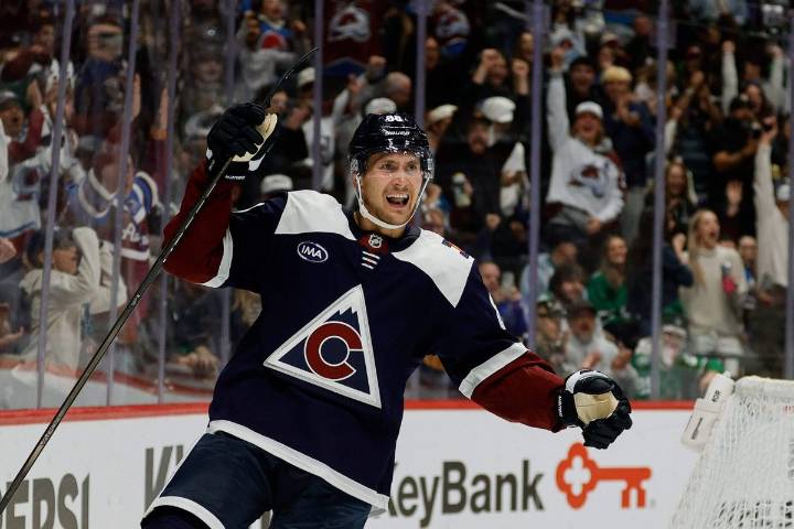 NHL Power Rankings: We're back and we're already wrong