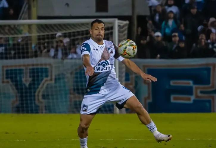 Juventud rearma la defensa para la revancha