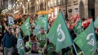 UGT, CCOO y CSIF convocan manifestaciones de funcionarios el 30 de octubre y amenazan huelga
