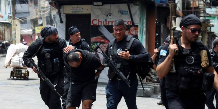 Violencia en Río de Janeiro: al menos 60 muertos en operativos policiales contra Comando Vermelho