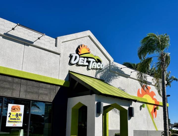 Jack in the Box sells its entire stake in Del Taco