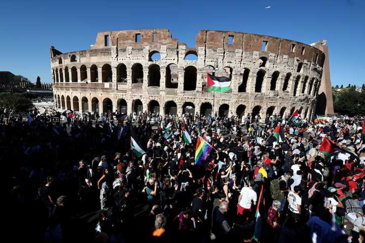 ‘Free Palestine’ Chants Echo In Rome as Protests Continue Across Italy