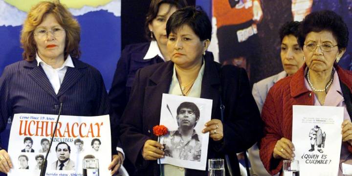 Familiares de víctimas de DD.HH. cuestionan idoneidad del defensor del Pueblo ante la FIO