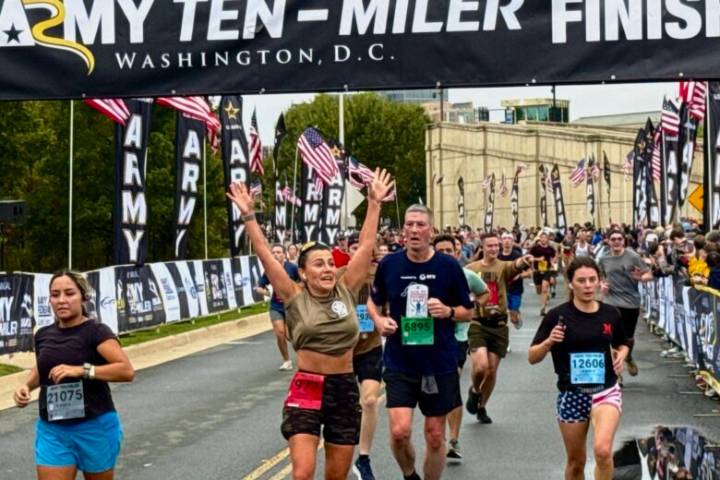 Tens of thousands turn out for D.C.’s 41st Army Ten