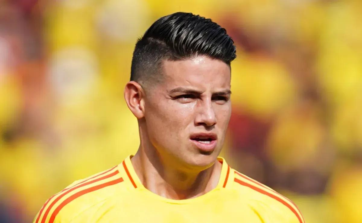Is James Rodriguez playing today for Colombia vs Mexico in international friendly at AT&T Stadium?
