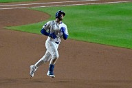 Ian Happ’s blast sparks Cubs’ win over Brewers, forcing Game 5