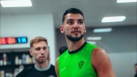 Procesan a futbolista Rafa Mir por agresión sexual contra dos de sus amigas en una piscina