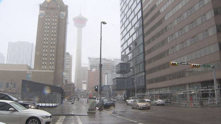 Rain, snow, and temperature plunge expected for Calgary this weekend