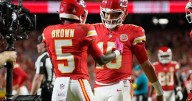Mahomes leads the Chiefs to a 30-17 victory over Lions, and a fistfight erupts at the finish