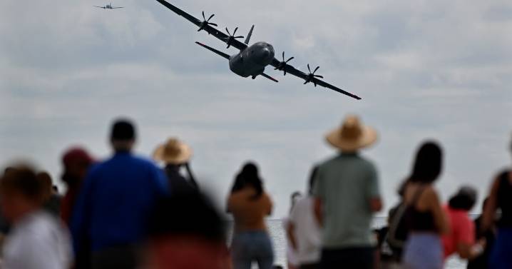 How the government shutdown is taking the wind out of the Huntington Beach airshow
