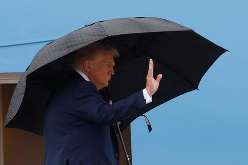 Trump warns Russia he may send Ukraine long-range Tomahawks if Moscow doesn't settle war soon