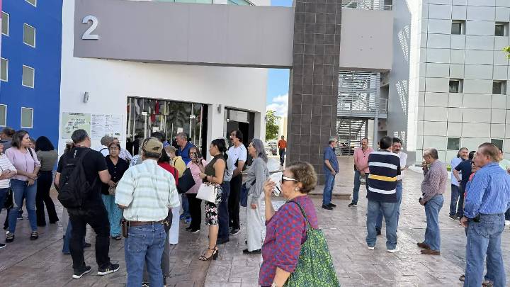 Jubilados de la UAS denuncian intimidación y presunto desvío de recursos universitarios