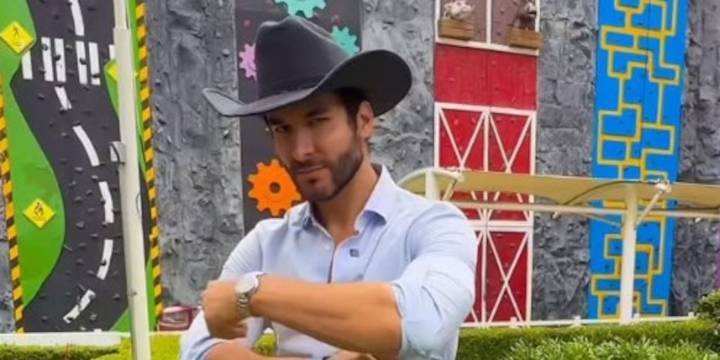 La Granja VIP en vivo hoy domingo 12 de octubre: Kike Mayagoitia y Carolina Ross se despiden de sus fans y les recogen el celular