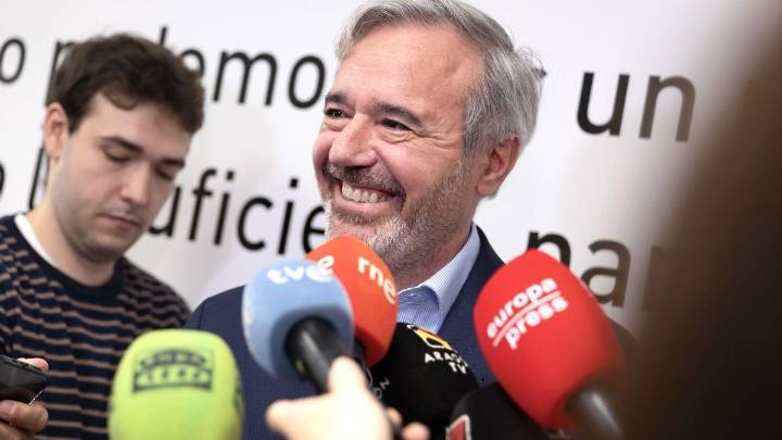 Azcón, tras el adelanto en Extremadura: "Convocar elecciones en Aragón es la última opción"