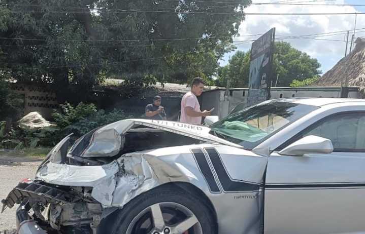 Choque en carretera a Tapachula deja daños