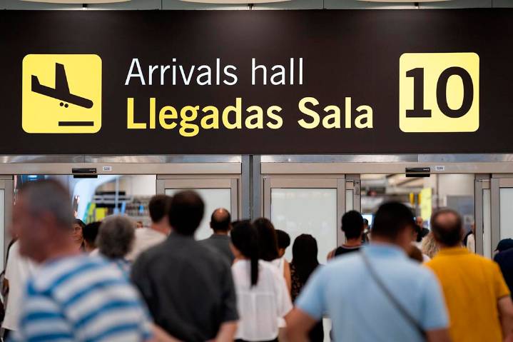 Las aerolíneas programan 139 millones de asientos en España para este invierno, un 4,7% más
