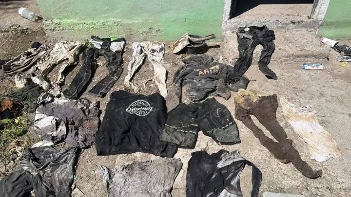 Buscadoras localizan fosa clandestina en Molino de Santa Ana; localizan prendas e identificaciones de más de 10 personas