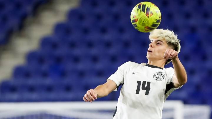 Kearny uses balanced attack to defeat Dickinson