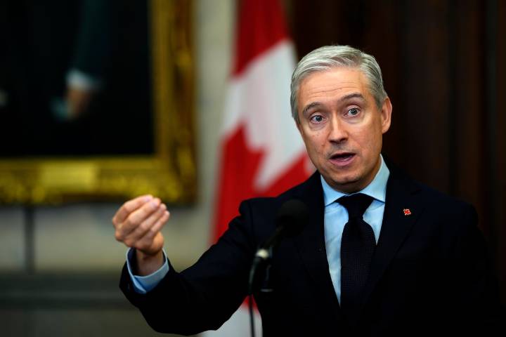 Budget to return public service to ‘sustainable level,’ Champagne says