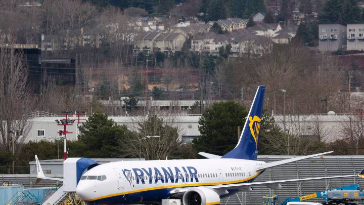 New Boeing 737 Max Jet Evacuated After Smoke Filled The Cabin And Cockpit