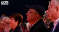 La familia de Guillermo Fernández Vara desmiente su fallecimiento