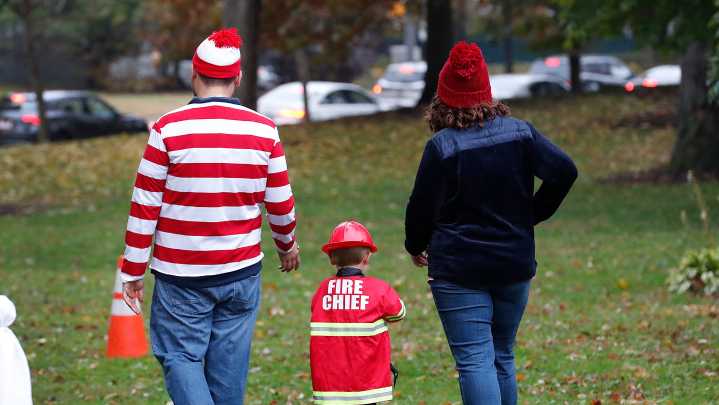 When to go trick-or-treating at Indiana Gov. Mike Braun's mansion