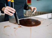 Cómo derretir chocolate como un chef profesional en el microondas: la técnica para que no se queme