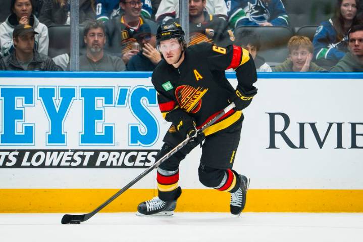 Canucks' Brock Boeser injured in first minute vs. Blues, ruled out