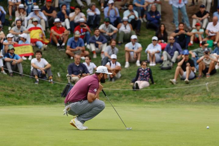 Jon Rahm, aún lejos de la punta en el Abierto de España