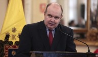 Tras confirmar su candidatura en el sillón rojo: Rafael López Aliaga renuncia a la Alcaldía de Lima