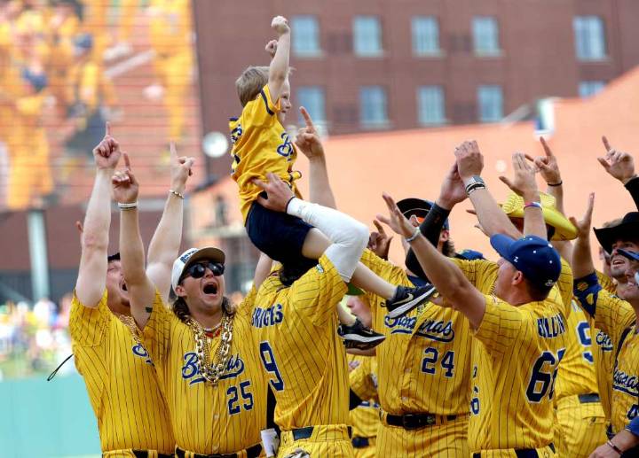 Baseball sensations the Savannah Bananas will play in Minnesota in 2026