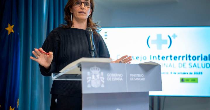 Sanidad exige a las comunidades los datos de sus cribados de cáncer de mama, colon y cérvix: "Lo de Andalucía es la punta del iceberg"
