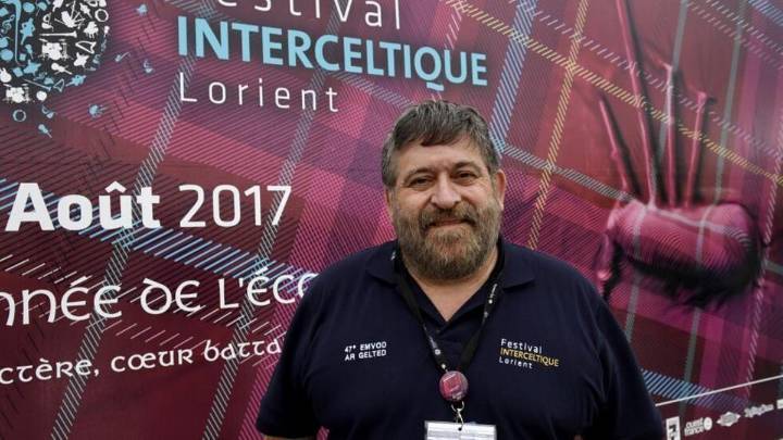 Oviedo premia a Lisardo Lombardía con el galardón «Martínez Torner» por su «gran defensa» del folclore