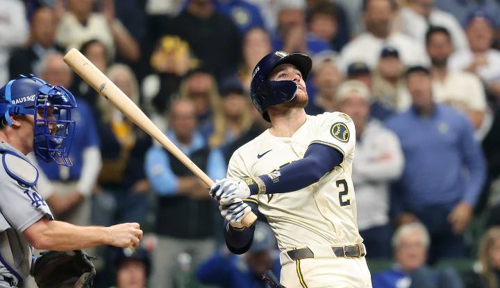 Milwaukee Brewers' Brice Turang faces online criticism after critical at