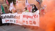 Los interinos se concentran: "España incumple la normativa europea"