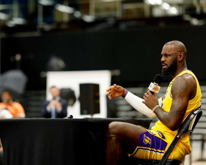 ¿LeBron James dice adiós a las duelas?