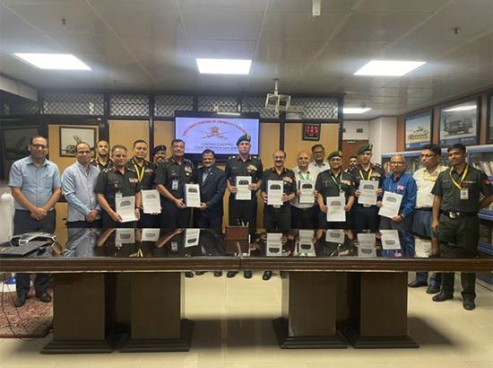 Indian Army signs contract to procure first indigenously designed, manufactured Software Defined Radios Photo Soruce: ANI [ FULL VIEW ]