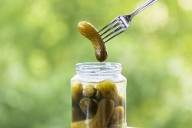 Eating Pickles Before a Heavy Meal May Prevent Blood Sugar Spikes