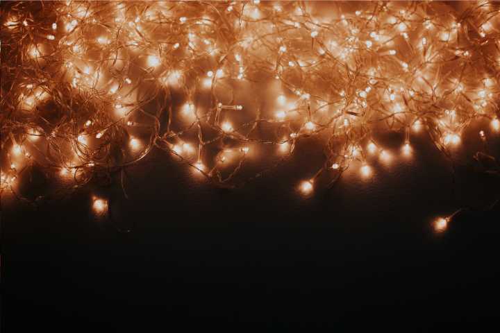 Why Now’s the Best Time to Put Up Those Christmas Lights