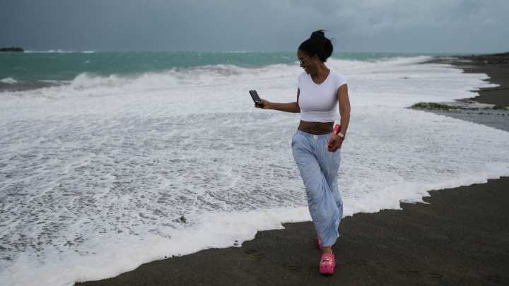 Melissa strengthens into a Category 4 hurricane, threatening flooding in Jamaica, Haiti