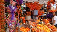 Metepec se llena de color y tradición con decoraciones de Día de Muertos y Halloween