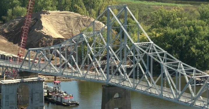 Car ferry service set to connect Crawford County and Lansing, Iowa during Black Hawk Bridge closure