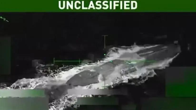 Ecuatoriano que sobrevivió al ataque de EE.UU. a presunto narcosubmarino fue liberado: "No se lo podía retener"