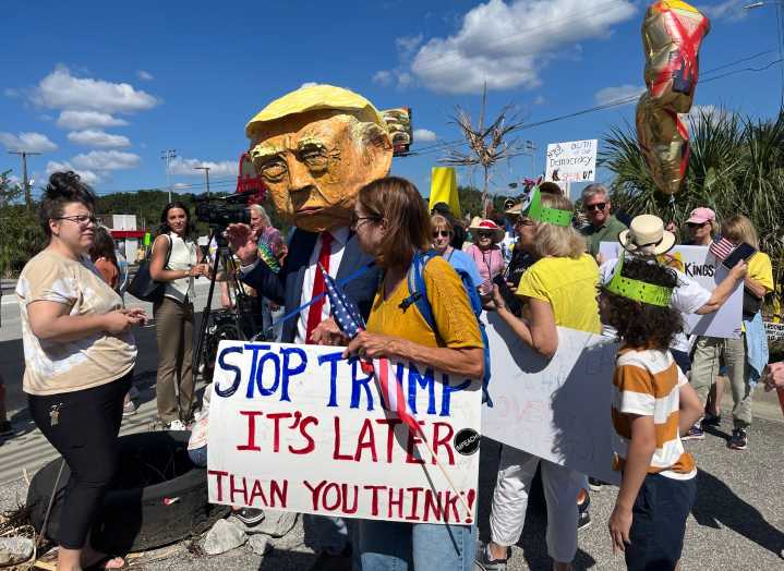 Photo essay: Thousands push for freedom at peaceful area #NoKings rallies