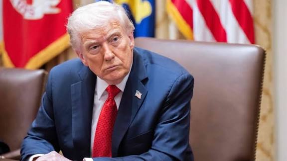 Trump Convoca una Mesa Redonda para Abordar el Narcotráfico y el Tráfico de Migrantes