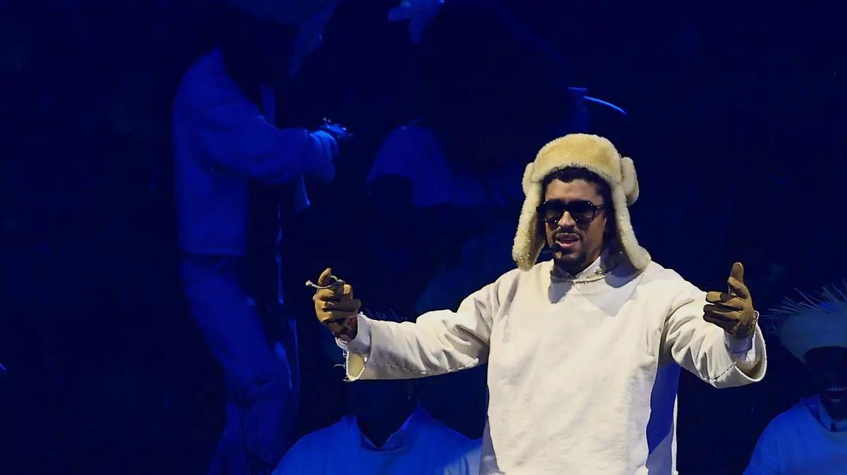 Gobierno de Trump desplegará agentes migratorios en el Super Bowl de Bad Bunny