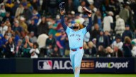 Guerrero, Springer sparks Blue Jays, who hit 5 HRs and cut Mariners' ALCS lead to 2