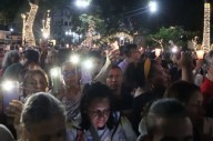 Ruta Nocturna por la Paz celebra a primeros santos del país