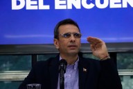 Capriles propone dos bonos y aumentar pensiones a $60 a partir de enero